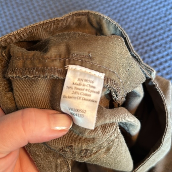 Coldwater Creek Cargo Pants with embellishments, 16P - Picture 6 of 8